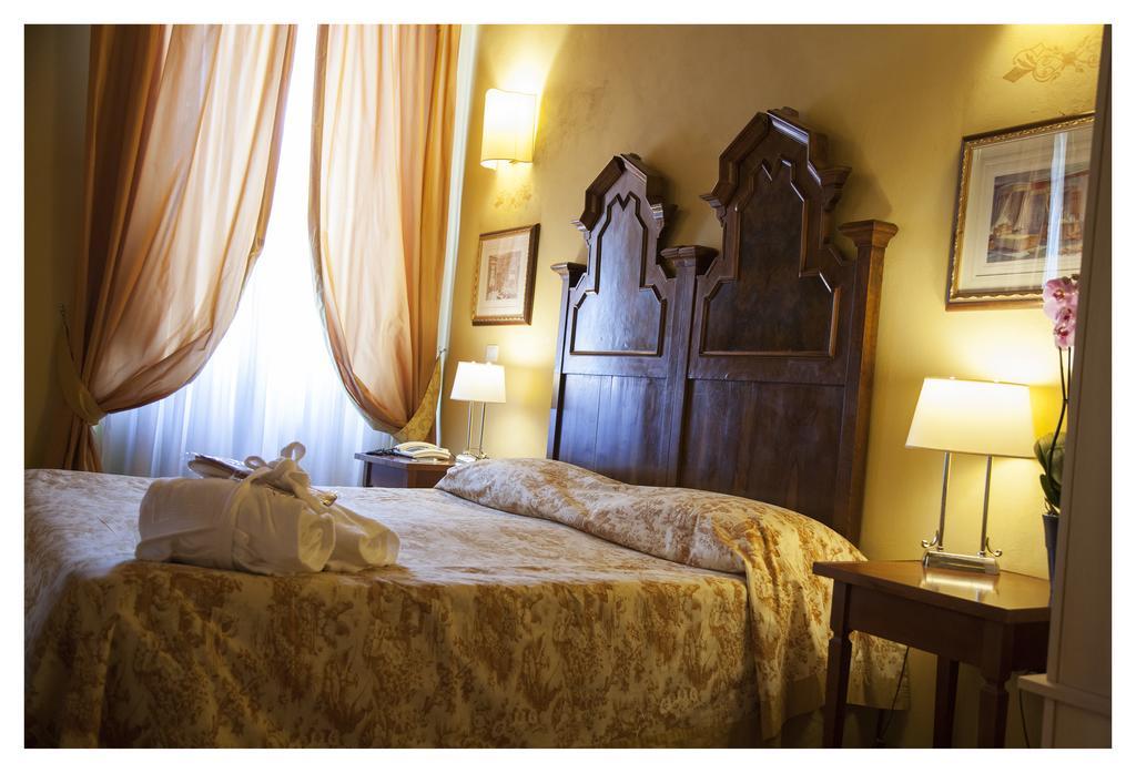 Palazzo Guiderocchi Hotel Ascoli Piceno Luaran gambar